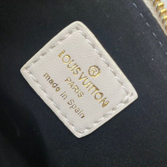 AUTHENTIC Louis Vuitton bag COUSSIN PM bag - Picture 3 of 7